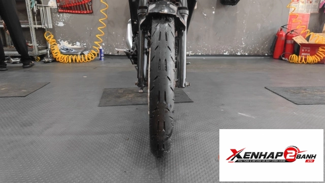 Vỏ michelin pilot moto gp 7090-17 - 1
