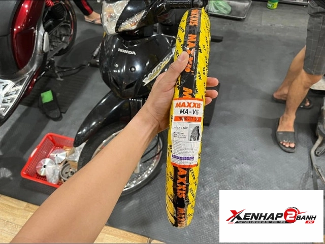 Vỏ có ruột maxxis 7090-17 gai xương cá - 1