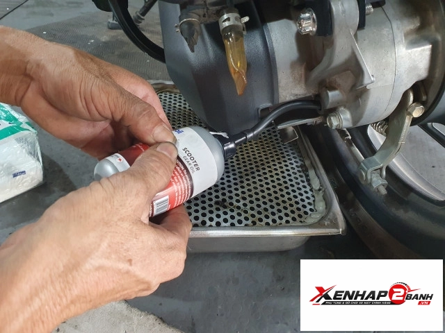 Nhớt lap nhớt hộp số xe ga mobil super moto 80w90 120ml - 5