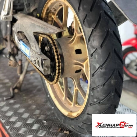 Vỏ xe Dunlop D102A size 120/70-17