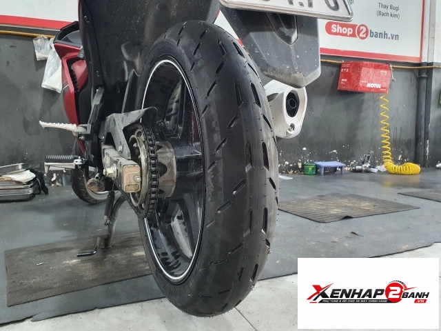 Vỏ michelin pilot moto gp 12070-17 - 1
