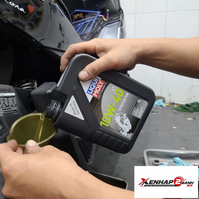 Nhớt liqui moly motorbike scooter 10w40 1l - 4