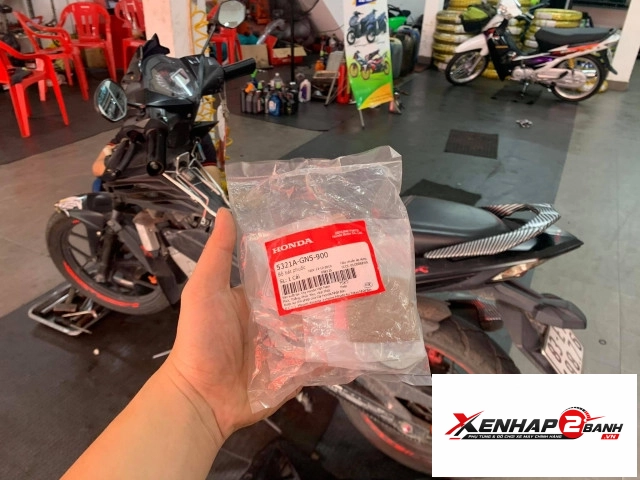 Thay chén cổ xe máy honda - 2