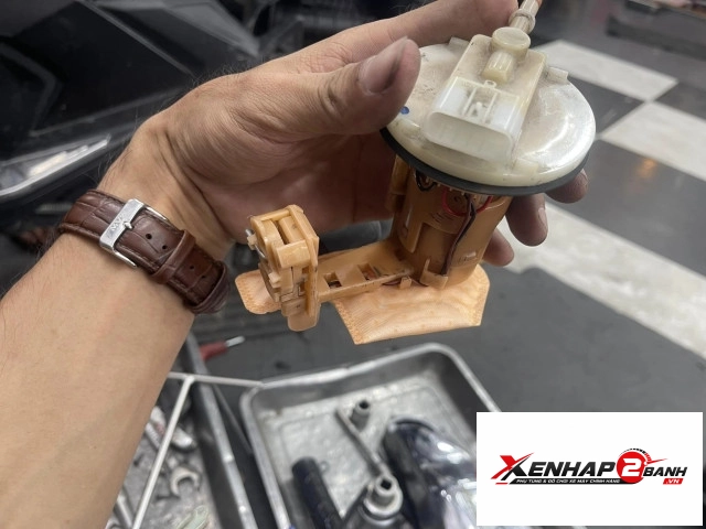 Công thay lọc xăng xe honda fi yamaha fi - 4