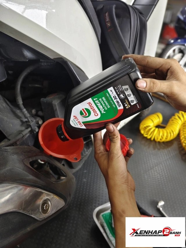 Nhớt castrol power 1 ultimate scooter 10w30 08l dành cho xe ga honda - 6