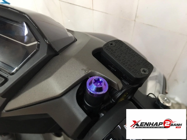 Ốc titan chụp lỗ kính - 4