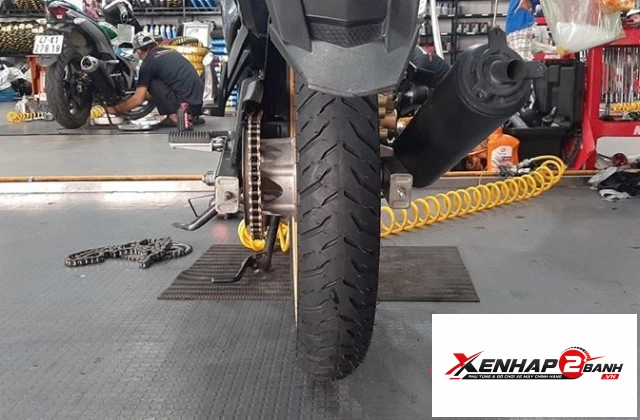 Vỏ michelin pilot street 2 size 10080-17 - 2
