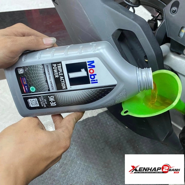 Nhớt mobil 1 5w30 1l - 4