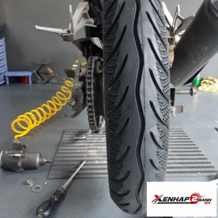 Vỏ Maxxis 100/70-17 gai kim cương 3D