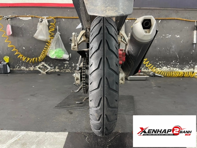 Vỏ michelin pilot street 2 size 11070-17 - 4
