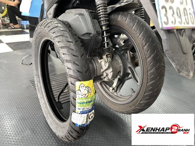Vỏ michelin pilot street 2 9090-14 - 2