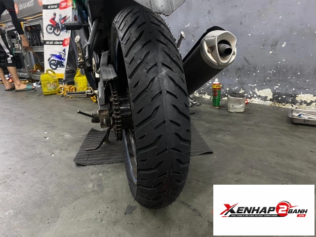 Vỏ michelin pilot street 2 size 13070-17 - 4