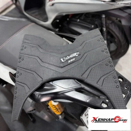 Thảm lót chân cao su cho Honda SH350i