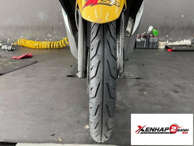 Vỏ michelin pilot street 2 size 7090-14 - 2