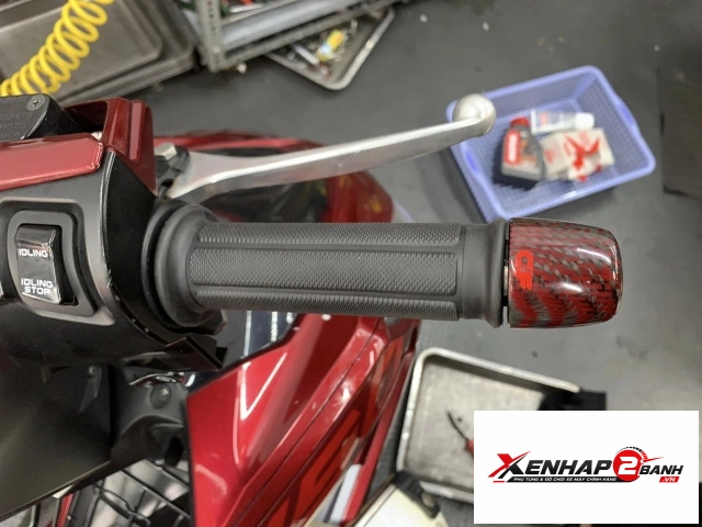 Gù carbon fiber chống rung đầm tay lái cho ab 160 vario 160 - 5