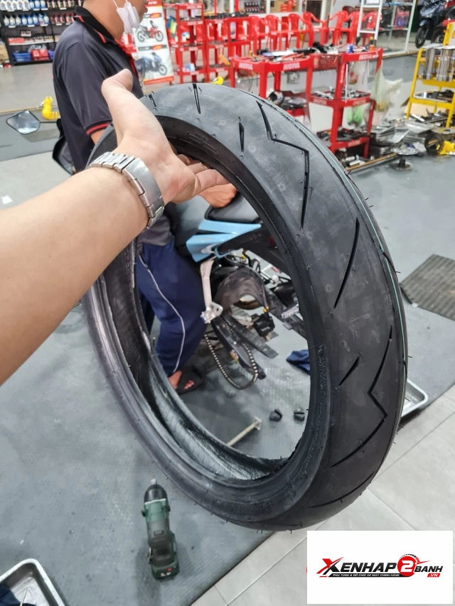 Vỏ xe champion shr78 chính hãng 12070-17 - 2