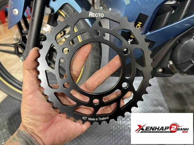 Dĩa recto 42t cho exciter 150 chính hãng - 2