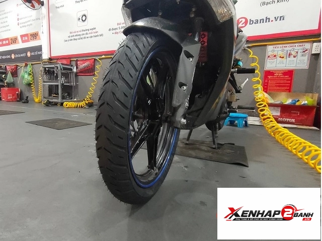 Vỏ michelin pilot street 2 size 9080-17 - 4