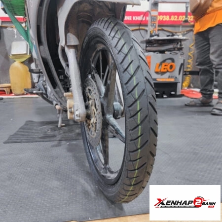 Vỏ CEAT Gripp Max 70/90-17