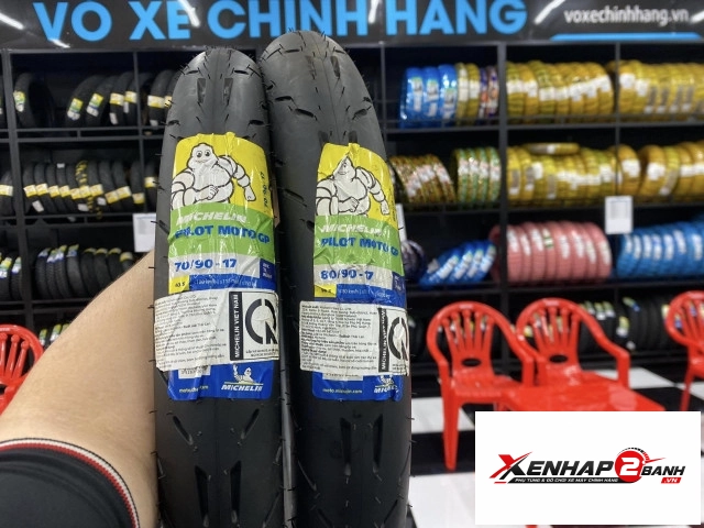 Lốp michelin pilot moto gp 7090-17 - 8090-17 - 1