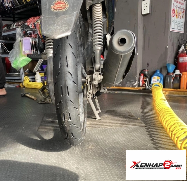 Vỏ michelin pilot moto gp 8090-17 - 2