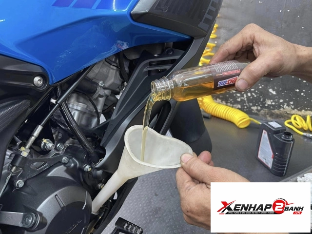 Nhớt chiết lẻ amsoil 10w40 performance 150ml - 4