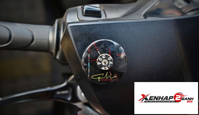 Nút che chân kính gh racing carbon sợi - 3