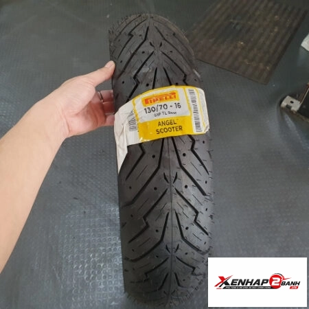 Vỏ Pirelli 130/70-16 Angel Scooter