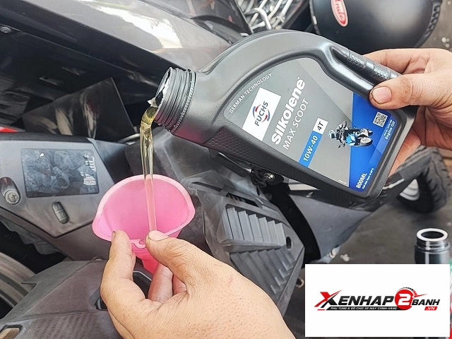 nhớt fuchs silkolene max scoot 10w40 4t 08l - 3