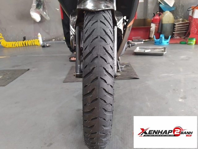 Vỏ michelin pilot street 2 size 8090-17 - 3