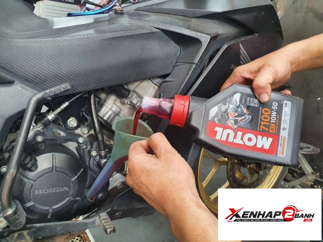 Nhớt motul 7100 10w50 4t 1l - 4