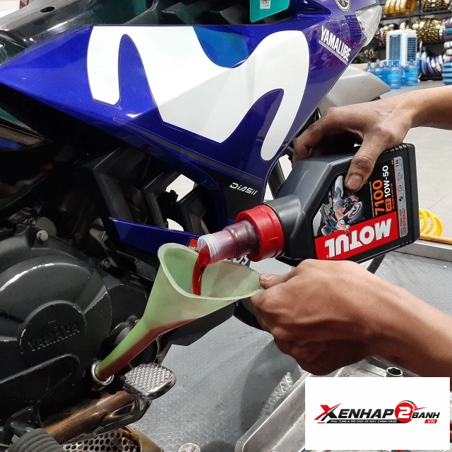 Nhớt motul 7100 10w50 4t 1l - 5