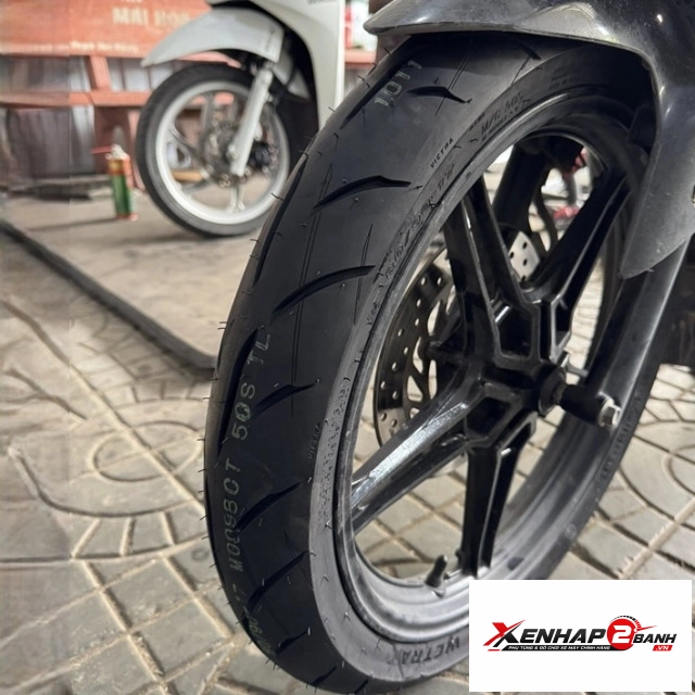 Lốp maxxis victra m0098ct 8090-17 - 12070-17 - 2